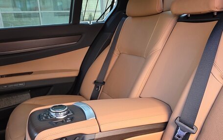 BMW 7 серия, 2013 год, 2 950 000 рублей, 15 фотография