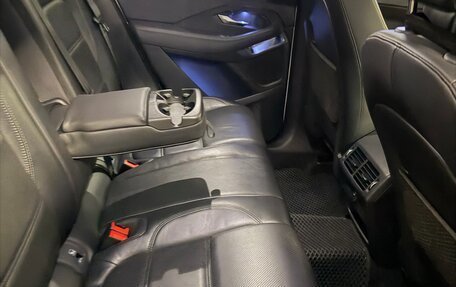 Jaguar E-Pace, 2018 год, 3 100 000 рублей, 7 фотография