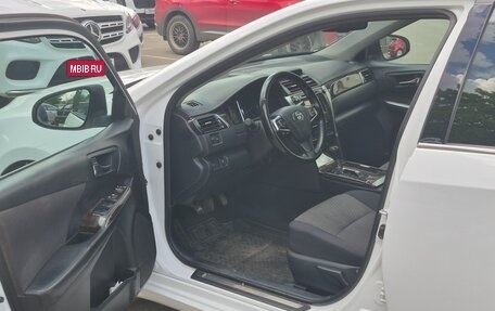 Toyota Camry, 2014 год, 1 650 000 рублей, 10 фотография