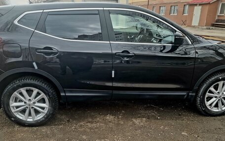 Nissan Qashqai, 2015 год, 1 599 000 рублей, 3 фотография