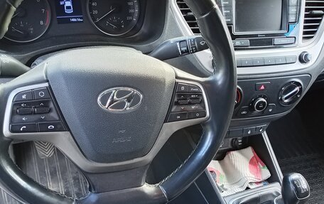 Hyundai Solaris II рестайлинг, 2019 год, 1 470 000 рублей, 5 фотография