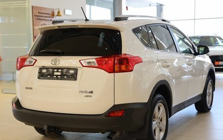 Toyota RAV4, 2014 год, 2 200 000 рублей, 8 фотография