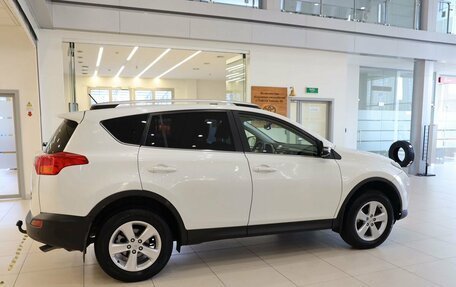 Toyota RAV4, 2014 год, 2 200 000 рублей, 7 фотография