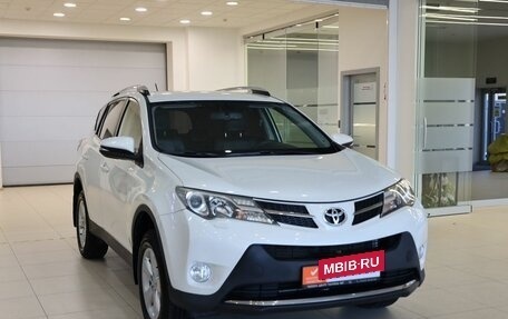 Toyota RAV4, 2014 год, 2 200 000 рублей, 5 фотография