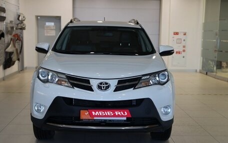 Toyota RAV4, 2014 год, 2 200 000 рублей, 2 фотография