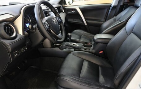 Toyota RAV4, 2014 год, 2 200 000 рублей, 16 фотография