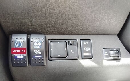 Nissan Navara (Frontier), 2007 год, 1 179 000 рублей, 22 фотография