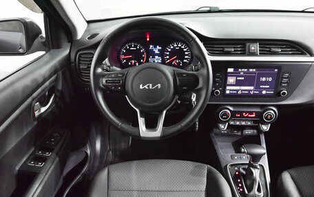 KIA Rio IV, 2022 год, 1 680 000 рублей, 11 фотография