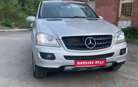 Mercedes-Benz M-Класс, 2005 год, 1 100 000 рублей, 3 фотография