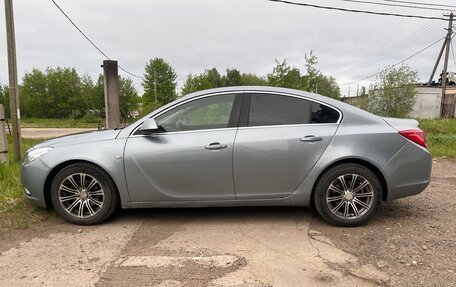 Opel Insignia II рестайлинг, 2008 год, 750 000 рублей, 2 фотография