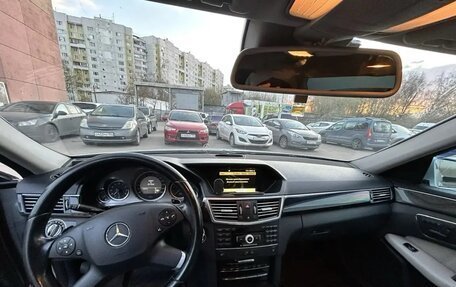 Mercedes-Benz E-Класс, 2009 год, 1 200 000 рублей, 6 фотография