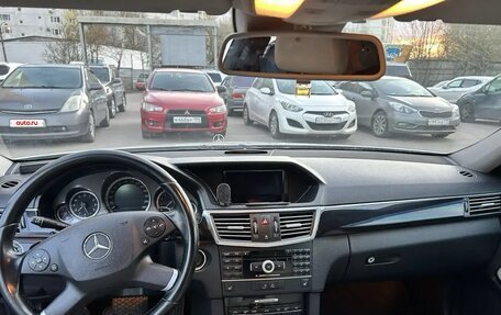 Mercedes-Benz E-Класс, 2009 год, 1 200 000 рублей, 8 фотография