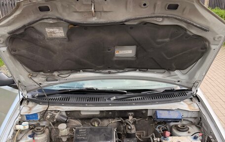 Suzuki Swift II, 2000 год, 270 000 рублей, 13 фотография