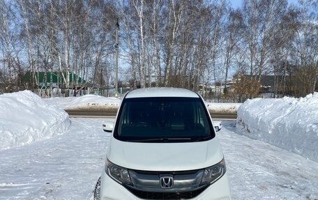 Honda Stepwgn IV, 2016 год, 1 900 000 рублей, 5 фотография
