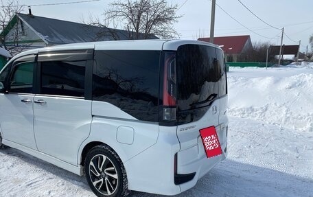 Honda Stepwgn IV, 2016 год, 1 900 000 рублей, 7 фотография