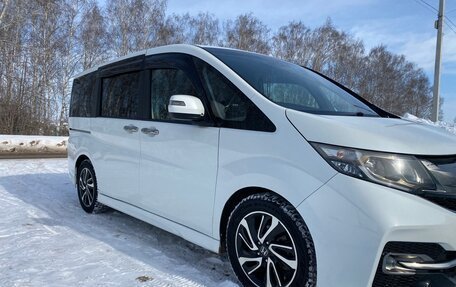 Honda Stepwgn IV, 2016 год, 1 900 000 рублей, 11 фотография