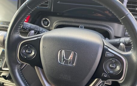Honda Stepwgn IV, 2016 год, 1 900 000 рублей, 19 фотография