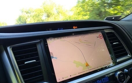 Toyota Highlander III, 2014 год, 3 200 000 рублей, 19 фотография