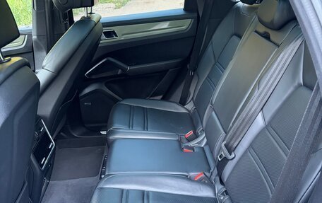 Porsche Cayenne III, 2018 год, 5 250 000 рублей, 9 фотография