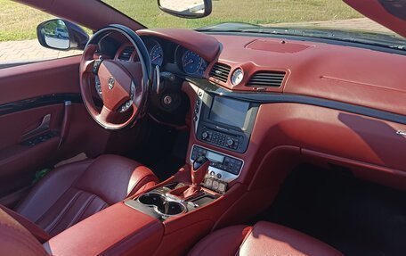 Maserati GranCabrio, 2010 год, 8 000 000 рублей, 14 фотография