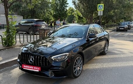 Mercedes-Benz E-Класс, 2022 год, 5 100 000 рублей, 3 фотография
