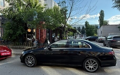 Mercedes-Benz E-Класс, 2022 год, 5 100 000 рублей, 6 фотография