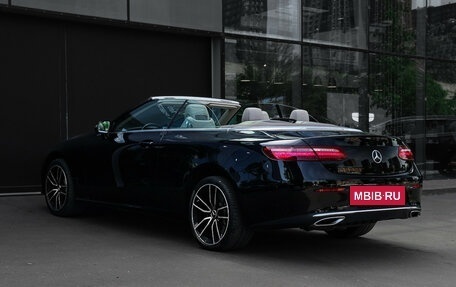 Mercedes-Benz E-Класс, 2019 год, 5 900 000 рублей, 7 фотография