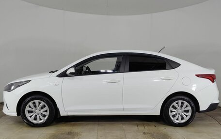 Hyundai Solaris II рестайлинг, 2020 год, 1 350 000 рублей, 4 фотография