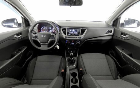 Hyundai Solaris II рестайлинг, 2020 год, 1 350 000 рублей, 10 фотография