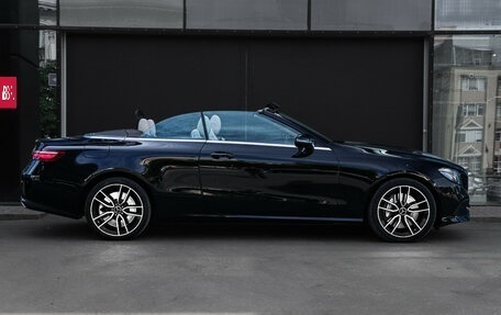 Mercedes-Benz E-Класс, 2019 год, 5 900 000 рублей, 31 фотография