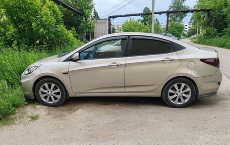 Hyundai Solaris II рестайлинг, 2011 год, 730 000 рублей, 9 фотография