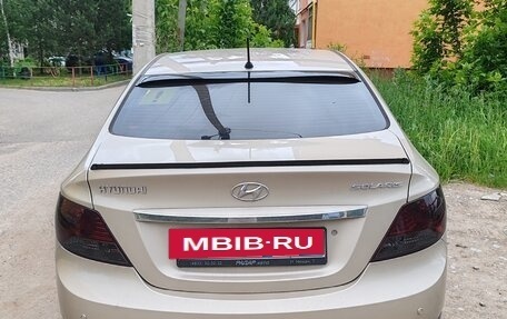 Hyundai Solaris II рестайлинг, 2011 год, 730 000 рублей, 7 фотография