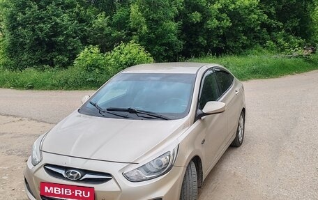 Hyundai Solaris II рестайлинг, 2011 год, 730 000 рублей, 4 фотография