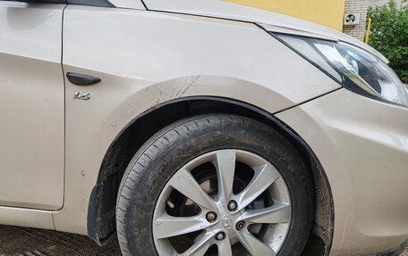 Hyundai Solaris II рестайлинг, 2011 год, 730 000 рублей, 17 фотография