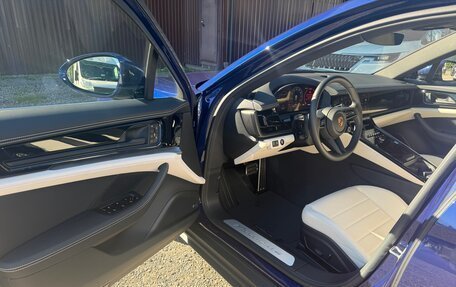 Porsche Panamera, 2023 год, 15 000 000 рублей, 9 фотография