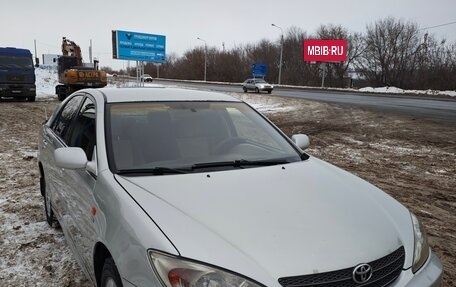 Toyota Camry V40, 2004 год, 695 000 рублей, 2 фотография