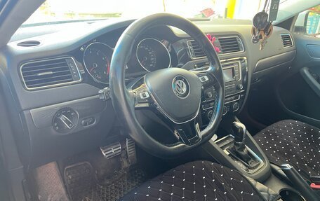 Volkswagen Jetta VI, 2016 год, 950 000 рублей, 8 фотография
