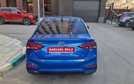 Hyundai Solaris II рестайлинг, 2017 год, 1 300 000 рублей, 2 фотография