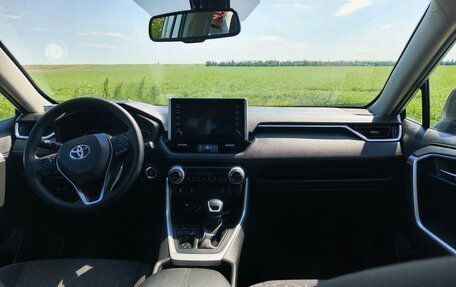 Toyota RAV4, 2020 год, 3 000 050 рублей, 11 фотография