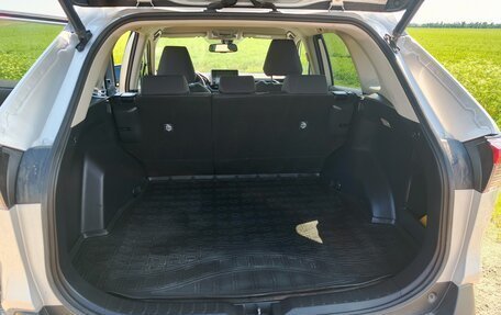 Toyota RAV4, 2020 год, 3 000 050 рублей, 21 фотография