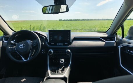 Toyota RAV4, 2020 год, 3 000 050 рублей, 14 фотография