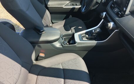 Toyota RAV4, 2020 год, 3 000 050 рублей, 20 фотография