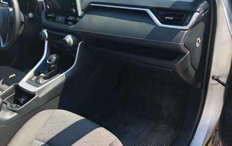 Toyota RAV4, 2020 год, 3 000 050 рублей, 17 фотография