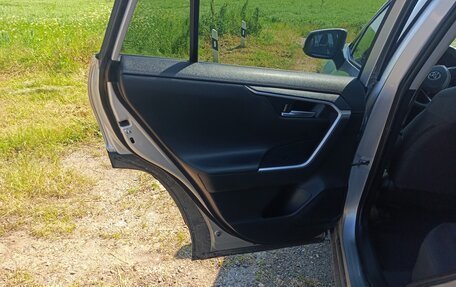 Toyota RAV4, 2020 год, 3 000 050 рублей, 22 фотография