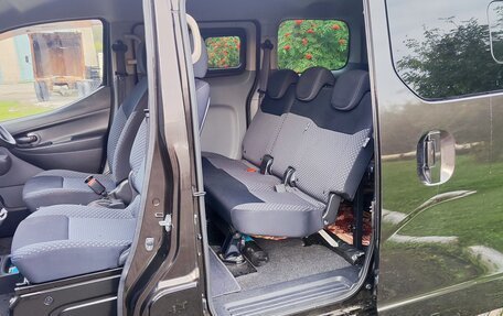 Nissan NV200, 2015 год, 1 700 000 рублей, 8 фотография