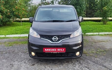 Nissan NV200, 2015 год, 1 700 000 рублей, 11 фотография