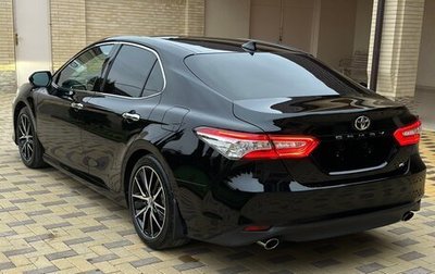 Toyota Camry, 2018 год, 2 590 000 рублей, 1 фотография