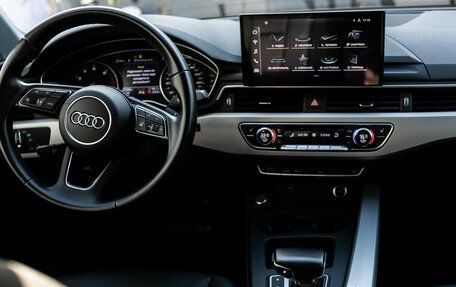 Audi A4, 2021 год, 3 600 000 рублей, 10 фотография