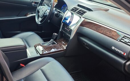 Toyota Camry, 2017 год, 2 799 000 рублей, 10 фотография