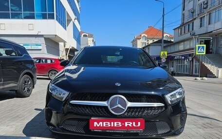 Mercedes-Benz A-Класс, 2018 год, 2 350 000 рублей, 2 фотография